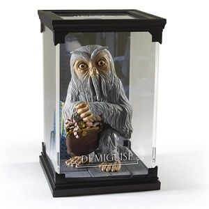 FANTASTIC BEASTS MAGICAL CREATURES: NO. 4 DEMIGUISE